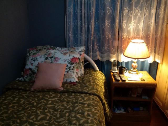 ROOM Available, July 1, 2016- Southend of