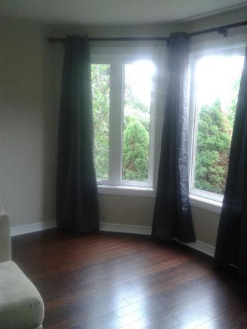 Room for rent in  for lady close to downtown