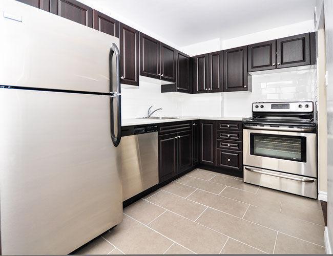 Stoney Creek Towers: Apartment for rent in Stoney Creek