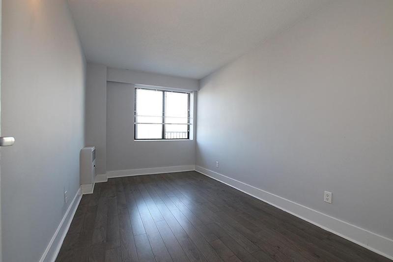 420 Parkdale - Beautiful Newly Renovated 1 Bedroom - Westboro