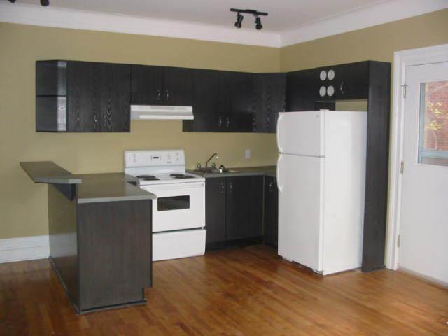 LARGE RENOVATED MODERN 1 BEDROOM - SANDY HILL - AUGUST 1ST