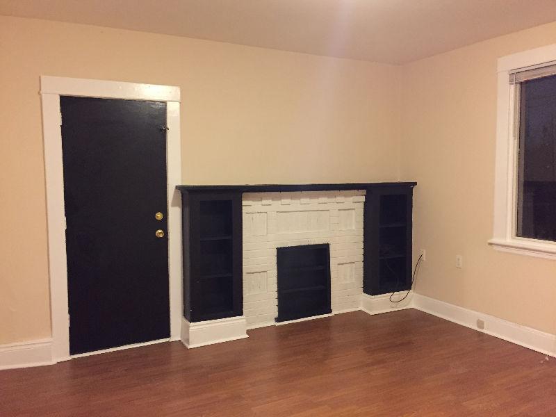 2Bdr Huge, Modern, Renovated Unit. ODSP + OW Accepted. Pets OK