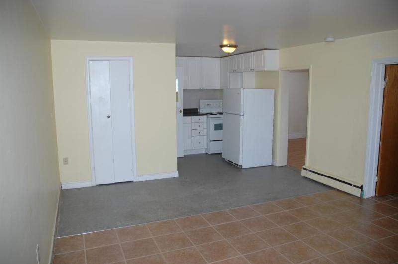 Available August 1st: Bright 2-Bedroom Basement Apartment