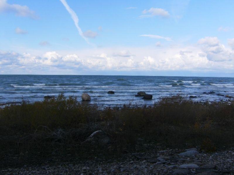 Kincardine WATERFRONT 2 bedroom apartment