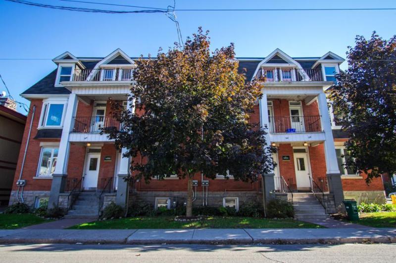 ALL-INCLUSIVE Sandy Hill 3 Bed w/ New Kitchen!