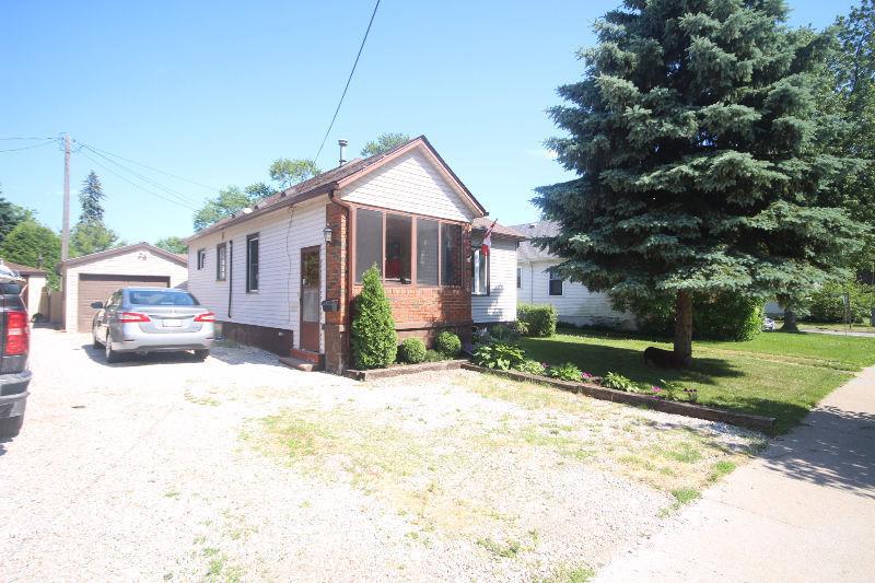 MOVE IN READY STARTER HOME