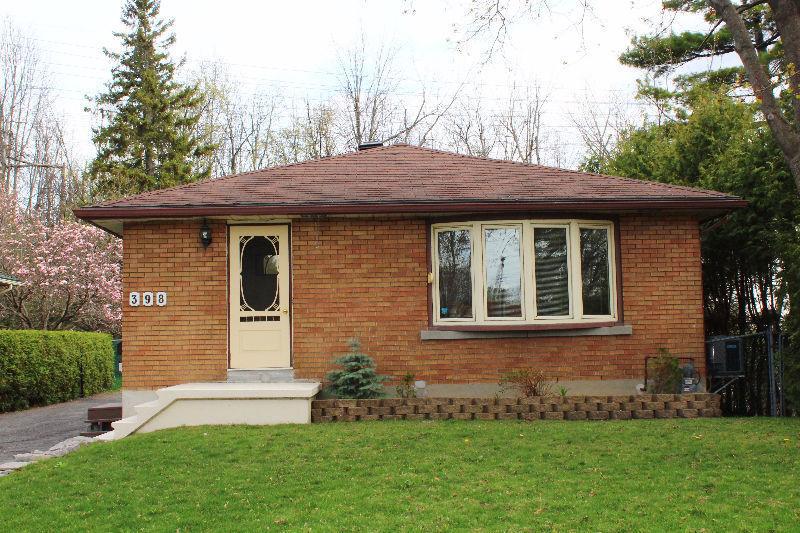 Detached house near downtown with basement apt./in-law suite