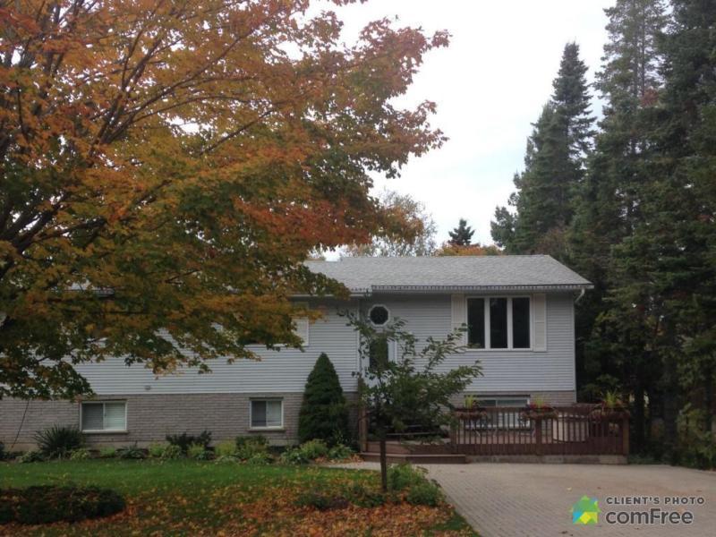 $369,500 - Raised Bungalow for sale in Southampton