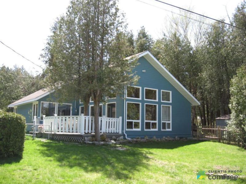 $449,900 - Cottage for sale in Inverhuron