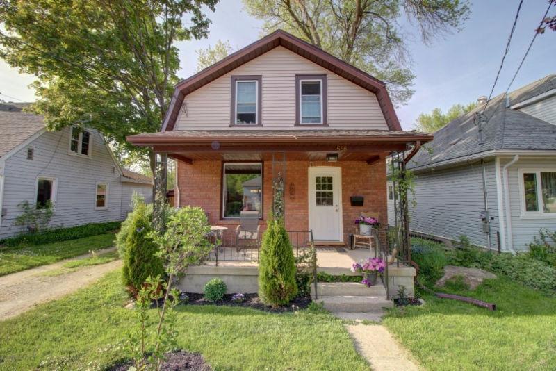 Quaint & Cozy Home on a Quiet Street with nice Backyard!!