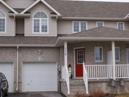3 BED TOWNHOME IN EAST END ON CUL-DE-SAC! 110 Fireside Court