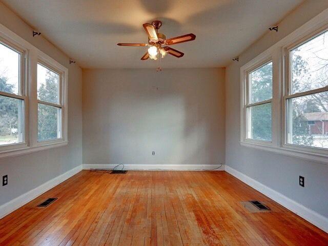 Room for rent in Burlington
