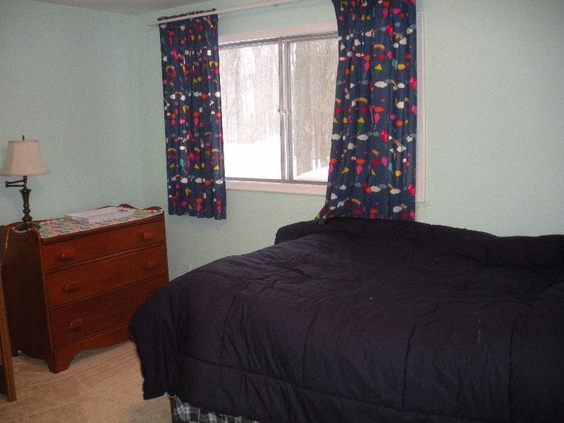 Furnished room in quiet home