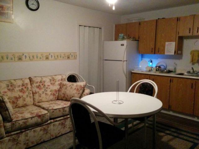 Room for rent everything included & 5 min from  downtown