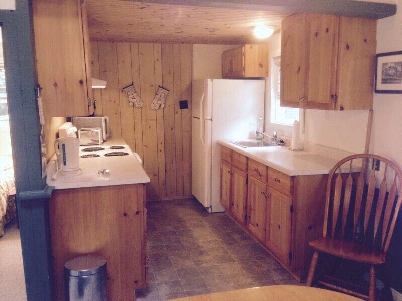 COTTAGE FOR RENT POINT CLARK