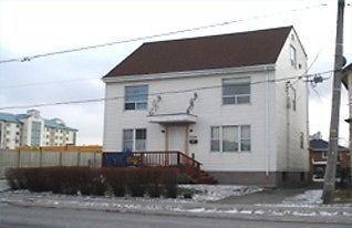 YOU WANT TO LIVE HERE!