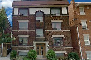 597 St. Clair Ave West - NO VACANCY!