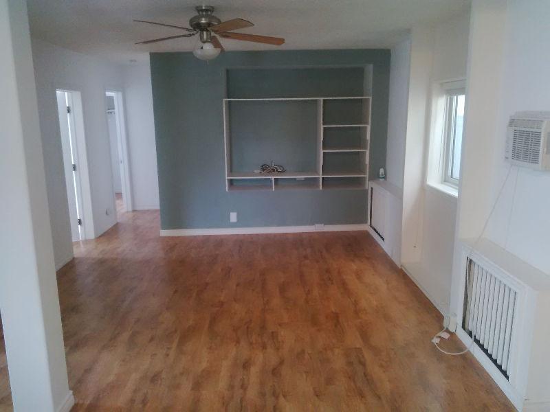 3+1 bedroom apt, $1,400/month inclusive, Aug 1st