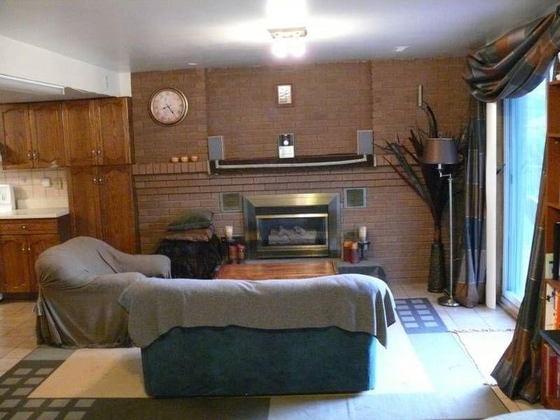 Wonderful walk-out basement (all incl, furnished) from June 26