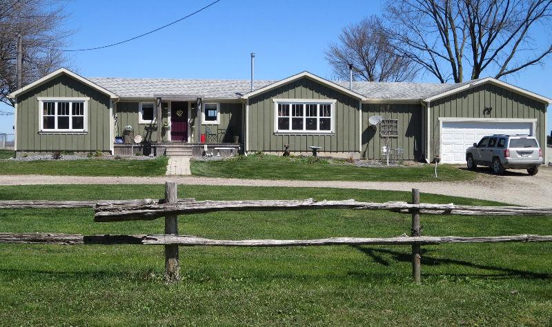 Affordable Country Ranch Glencoe