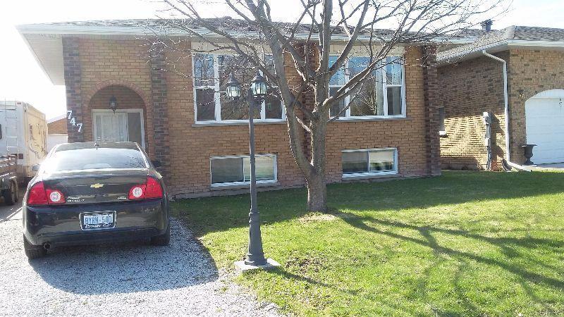 Very Spacious Family Home 747 Cooper St