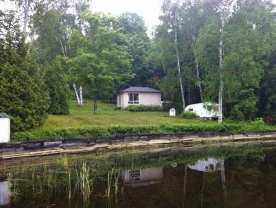 18 Mile Island Cottage - Water Access (Noelville Area)