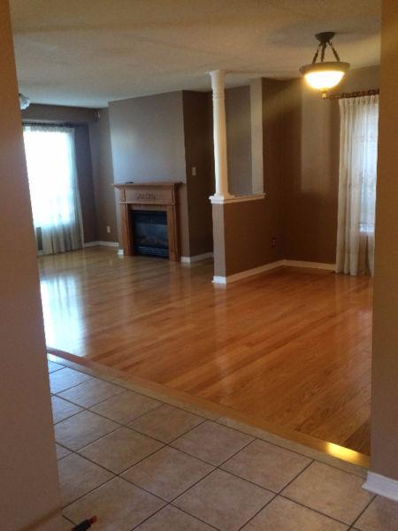Beautiful 4 Bedroom for Rent - Port Union & 401