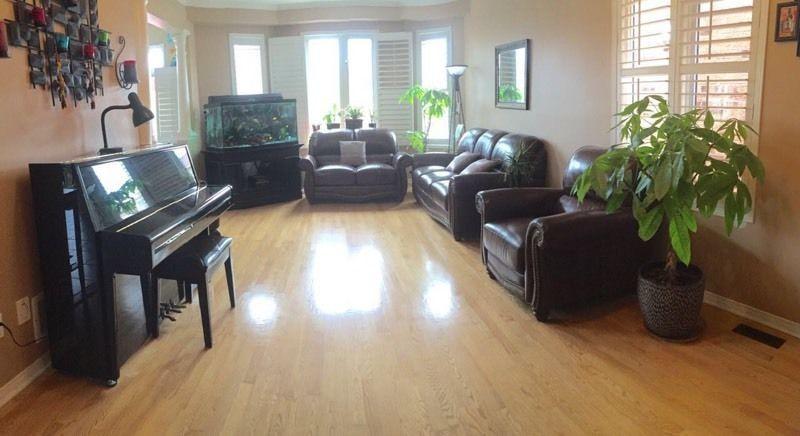 Gorgeous detached home w/ fast basement in Vaughan