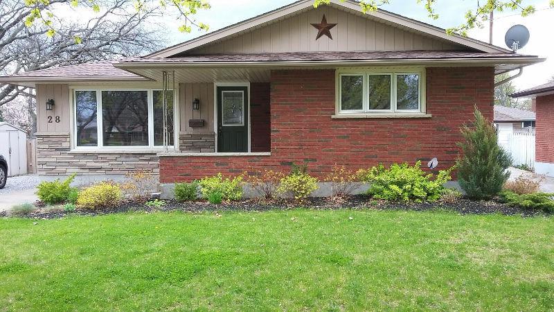 AMAZING 4 BDR BUNGALOW - CHOOSE RENT OR RENT TO OWN - NORTH END