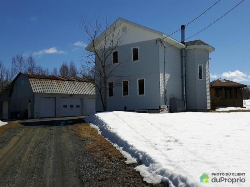 285 500$ - Maison 2 étages à vendre à