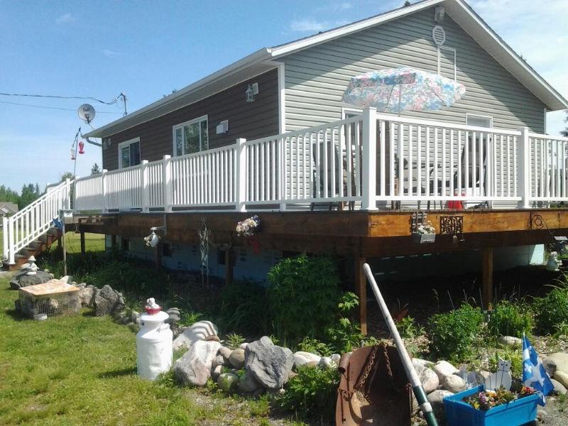 MAISON UNIFAMILIALE A ROLLET (  )