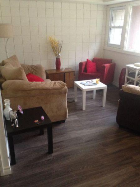 ROOM RENTAL *MOVE IN ASAP!!!* Perfect for Trent students !