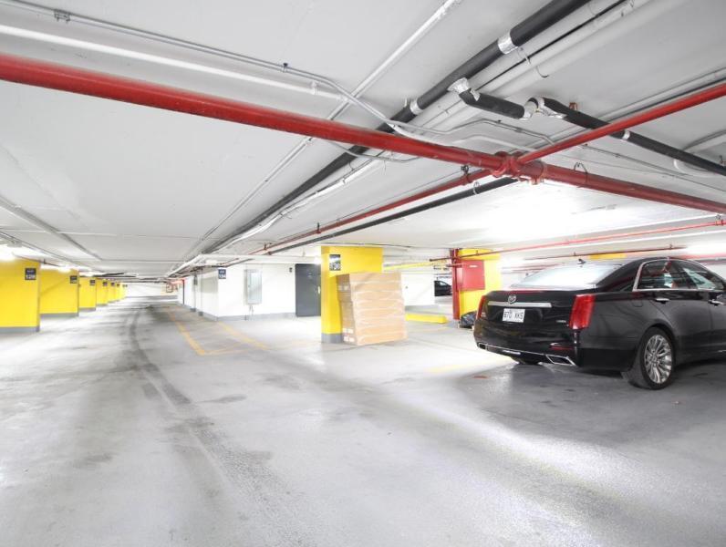 Indoor Parking, Downtown, Berri Uqam- Promotional offer