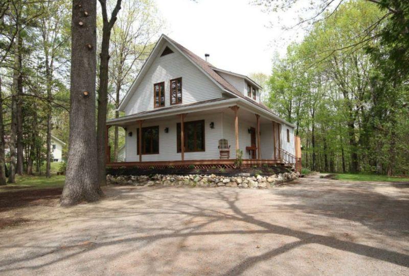 Belle grande maison avec accès a 2 lacs