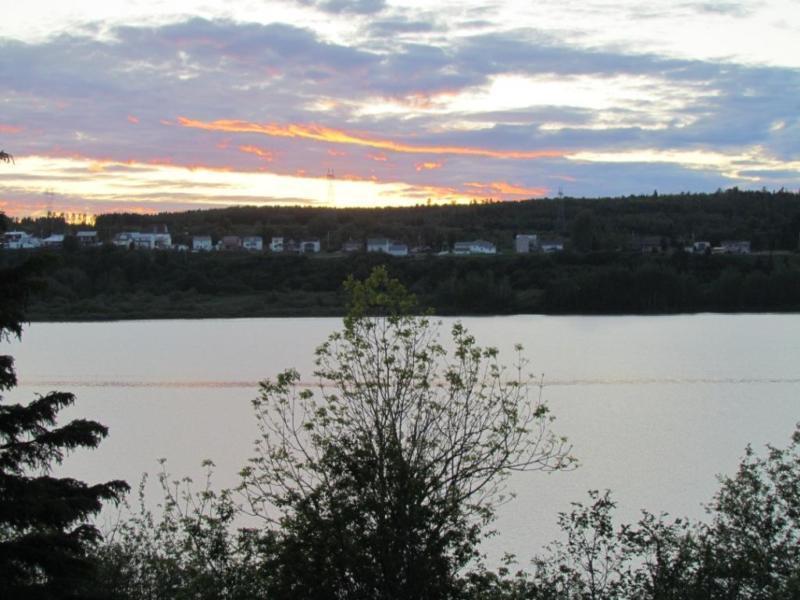 Très grands terrains résidentiels sur bord du lac - Rimouski