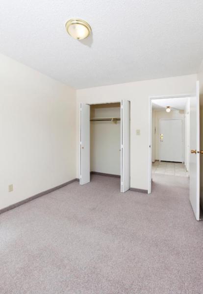 CHECK OUT THIS 2 BEDROOM APARTMENT FOR July 1ST!!