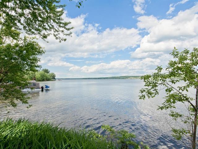 SUPERBE Appartement directement sur le lac MAGOG