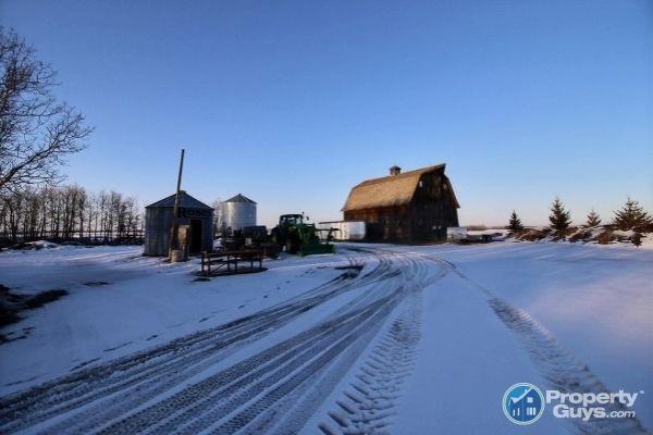 Acreage close to Turtleford amenities and services