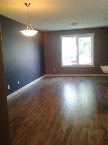 NEW MODERN DUPLEX IN GREAT AREA- $300.00 OFF THE MONTH OF AUGUST