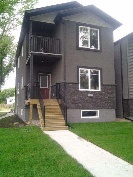 NEW MODERN DUPLEX IN GREAT AREA- $300.00 OFF THE MONTH OF AUGUST