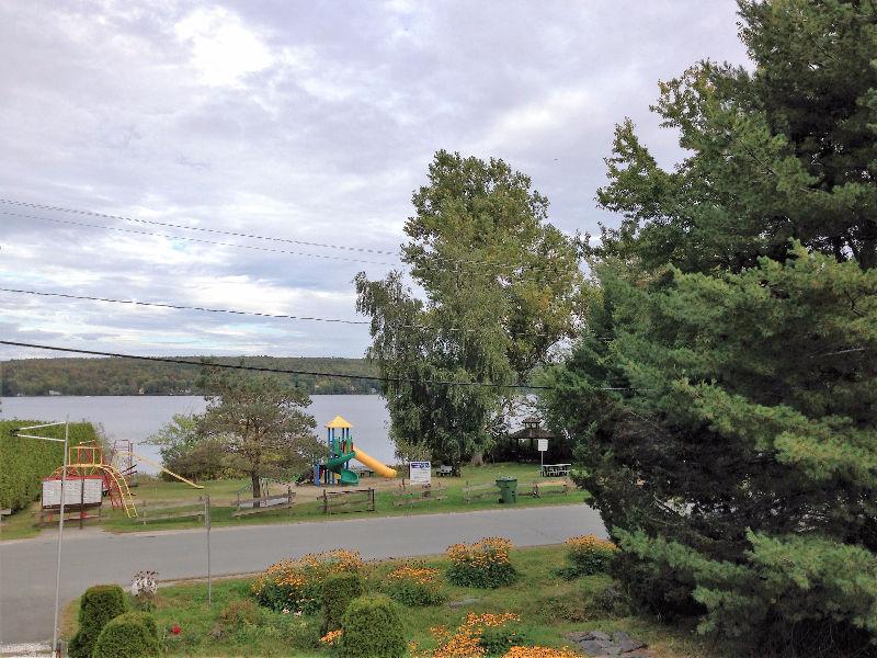 EMPLACEMENT PRIVILÉGIÉ LAC MAGOG 1300$ par mois long terme