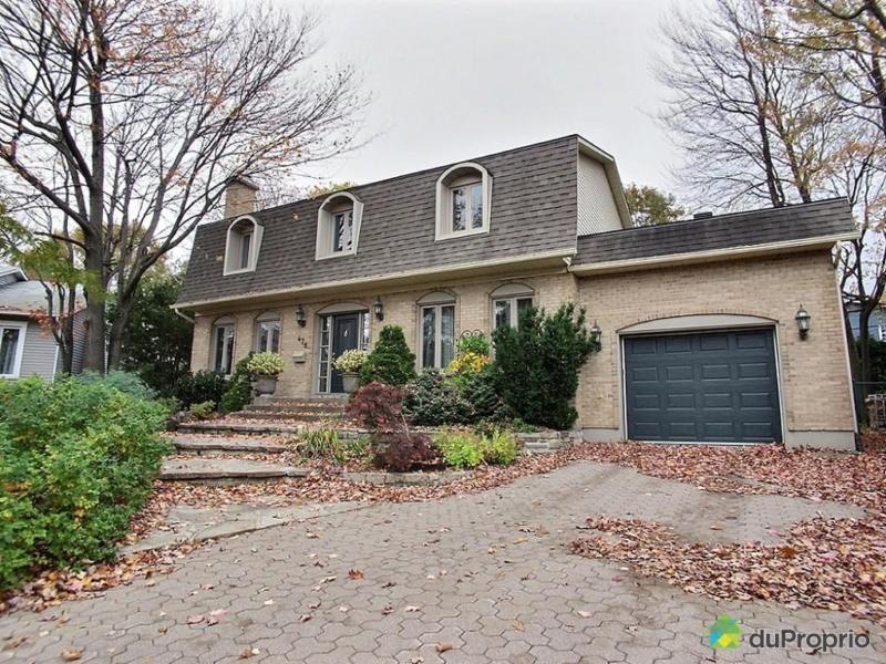 429 500$ - Maison 2 étages à vendre à Mont-St-Hilaire