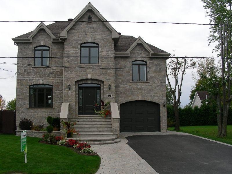 Prix Vente Rapide Superbe Maison 2 étage à St-Jean-Sur-Richelieu