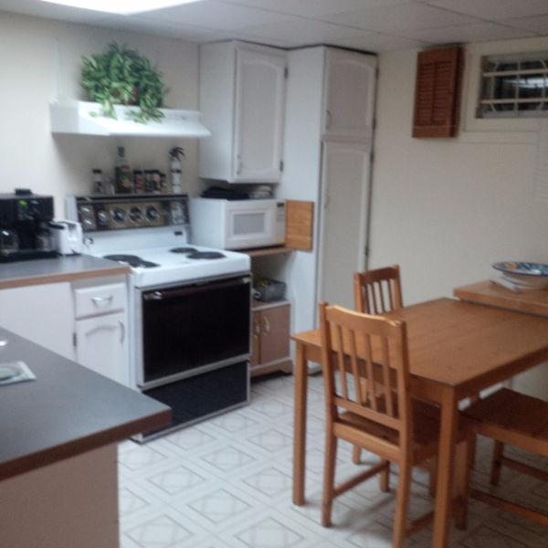 FURNISHED 1-BDRM BASEMENT SUITE for mid-August