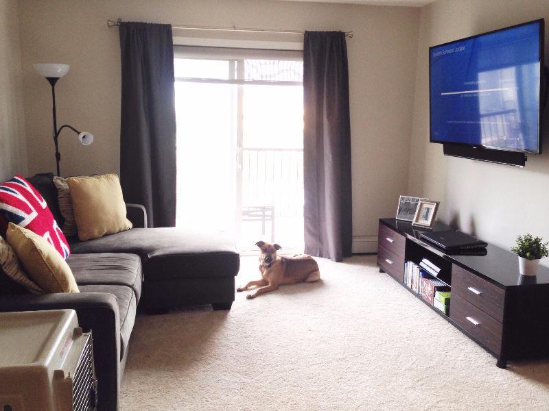 2 BEDROOM, 2 BATH PLUS DEN!