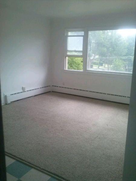 Spacious 2 Bedroom in Family Building!