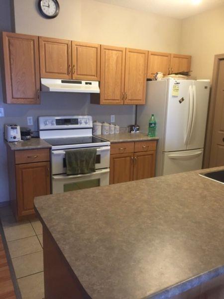 2 bedroom Condo living in  available August 1