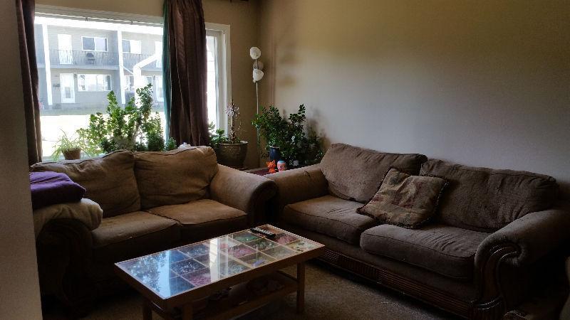 $1100 - 3bd 2bth - available immediately