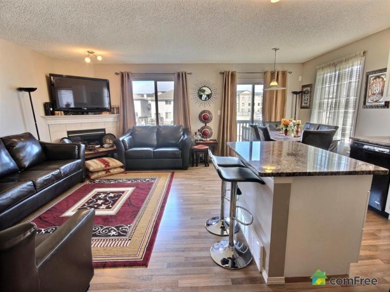$354,000 - Condominium for sale in Magrath Heights