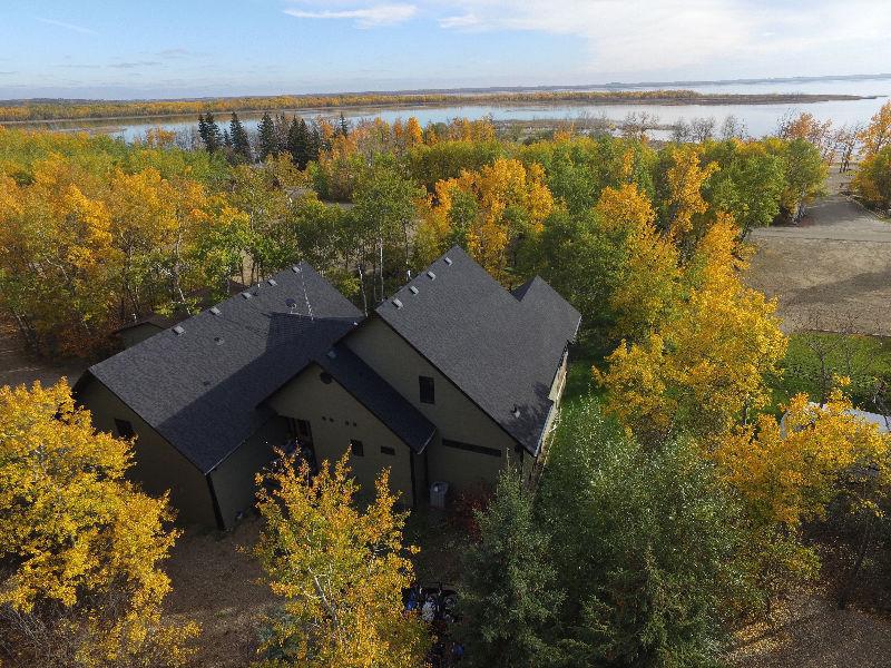 Stunning Lake House, Realtors Welcome
